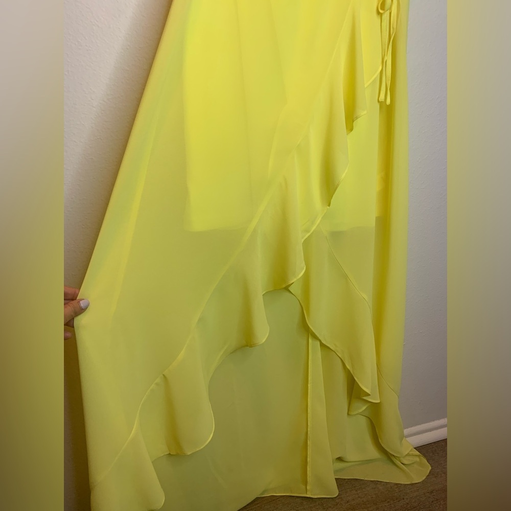 Yellow Ruffled Maxi Dress - Picture 4 of 6